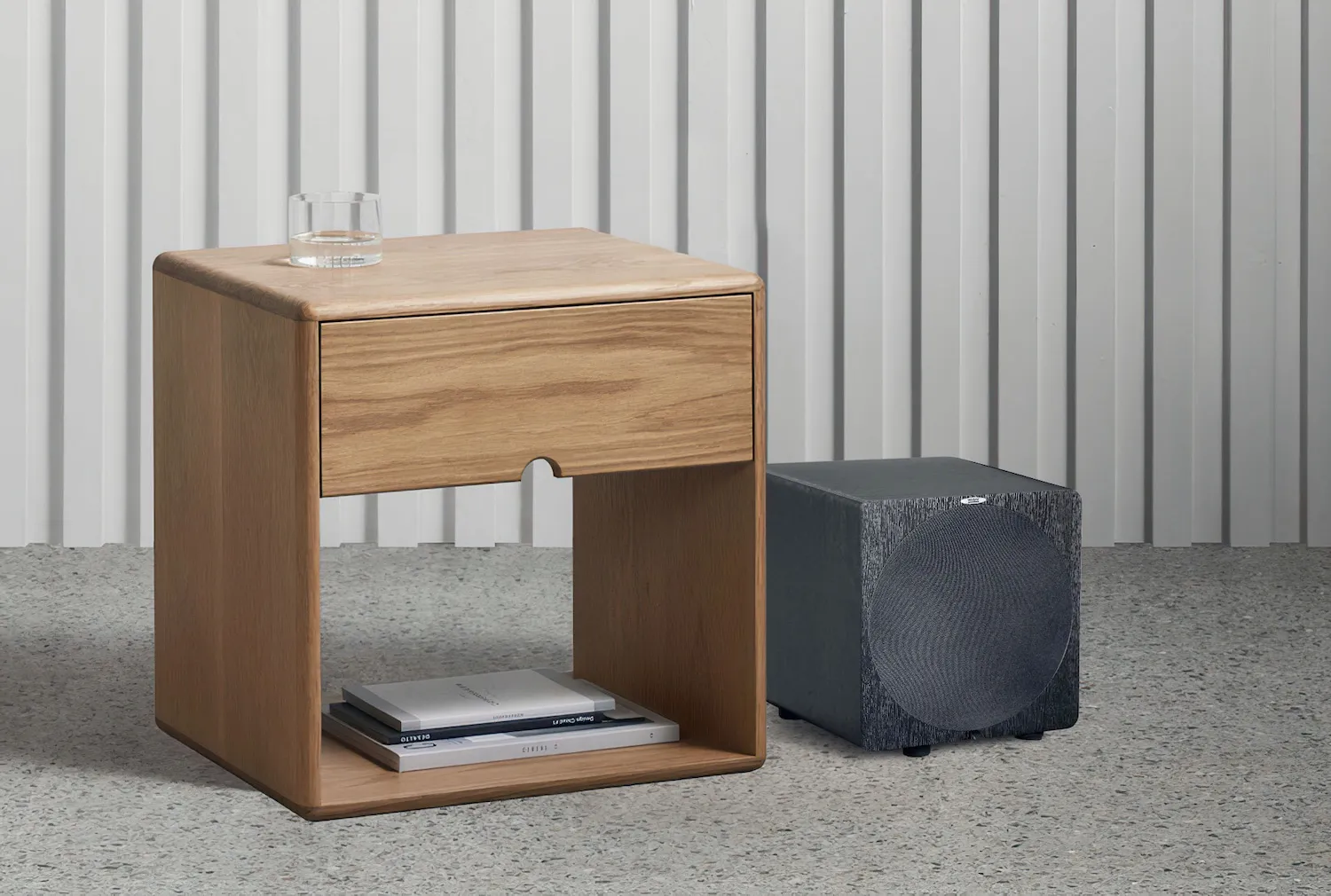 Velodyne Acoustics Deep Blue Lifestyle 2