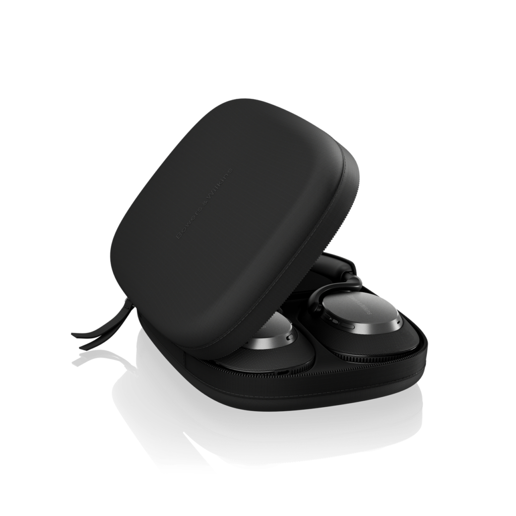 B&W Px7 S3 Black case view